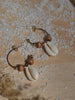 Boucles d'oreilles créoles Naëlle - bois, nacre & coquillage
