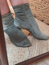 Chaussettes Josette - velours pailleté vert kaki