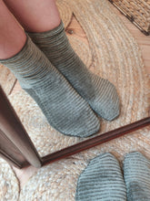 Chaussettes Josette - velours pailleté vert kaki