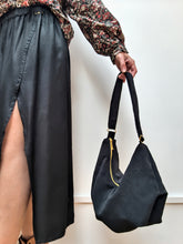 Sac Éclipse — Sac lune noir en suédine