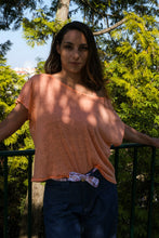 T-shirt Loly 100% lin orange — détails perles dorées