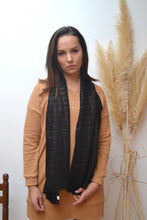 Echarpe EMY noire -  Motif Carreaux et lurex cuivré