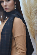 Echarpe EMY noire -  Motif Carreaux et lurex cuivré